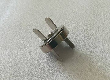Picture of Magnetic Bag Clasp 18mm Nic STC094